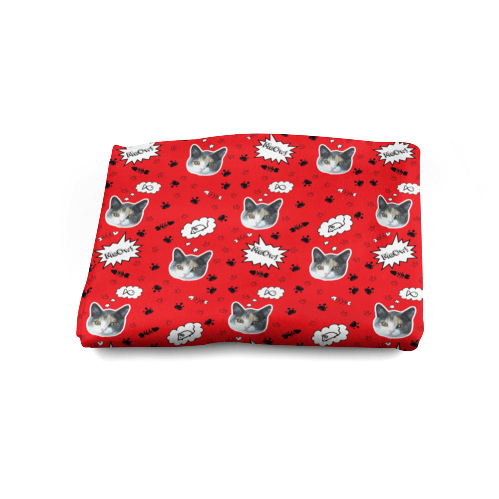 Cat shaped outlet blanket